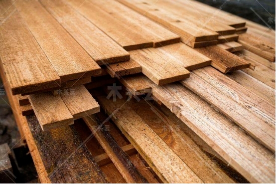 全球木材市场价格下跌47%