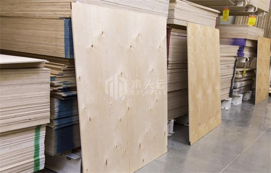 2022年上半年俄罗斯胶合板产量减少16%