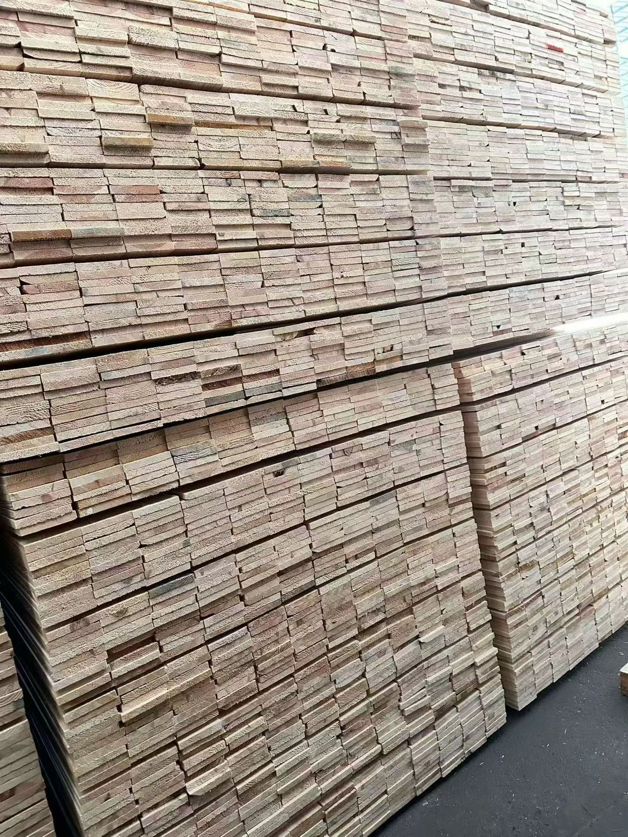 出售烘干樟松包装料16*87/105